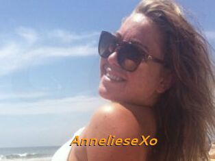 AnnelieseXo