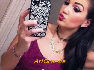 AriGrande