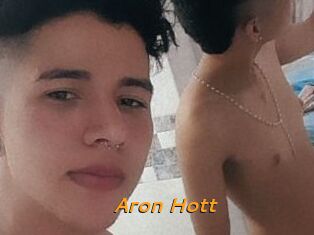 Aron_Hott