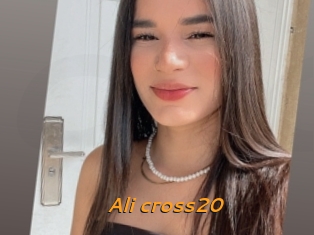 Ali_cross20
