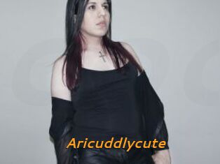 Aricuddlycute