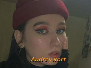 Audrey_kort