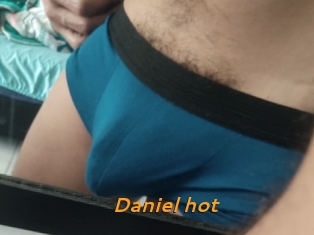 Daniel_hot