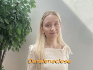 Dareleneclose