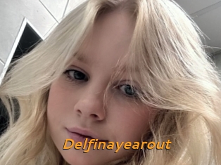 Delfinayearout
