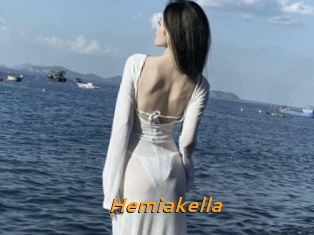 Hemiakella