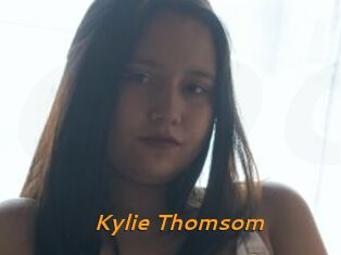 Kylie_Thomsom