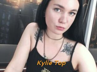 Kylie_Top