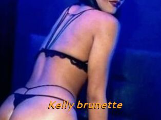 Kelly_brunette