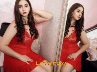 LarraFoxx