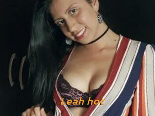 Leah_hot