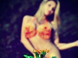 Leonie