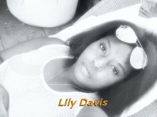 Lily_Davis