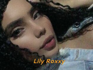 Lily_Roxxy