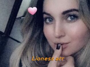 Lioness_arr