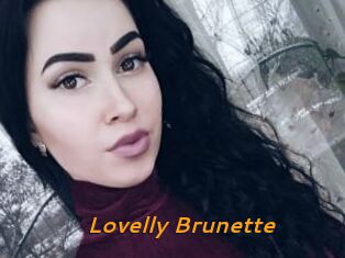Lovelly_Brunette