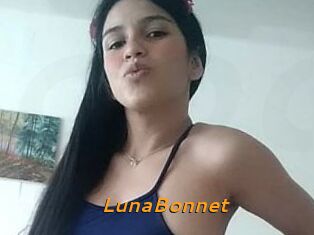 LunaBonnet