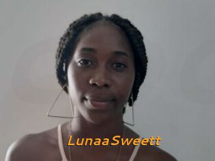 LunaaSweett