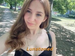 Lunatoned
