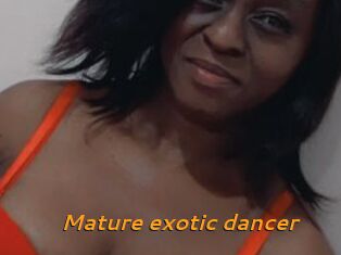Mature_exotic_dancer