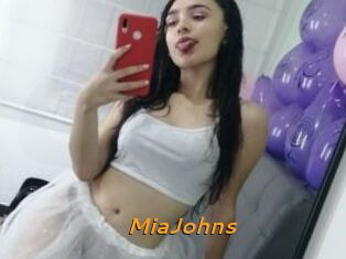 MiaJohns