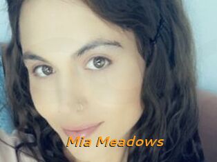 Mia_Meadows