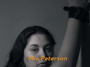 Mia_Peterson