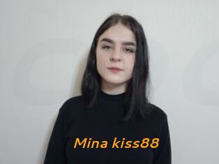 Mina_kiss88