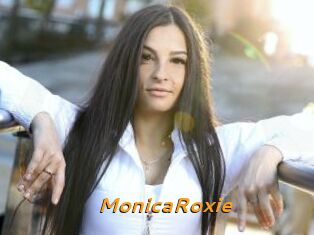 MonicaRoxie