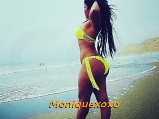 Moniquexoxo