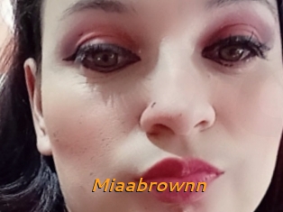 Miaabrownn