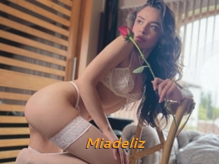 Miadeliz