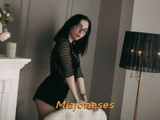 Miajoneses