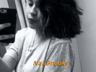 Nali_Brooks