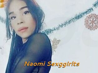 Naomi_Sexggirlts