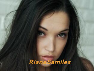 RianaSamiles