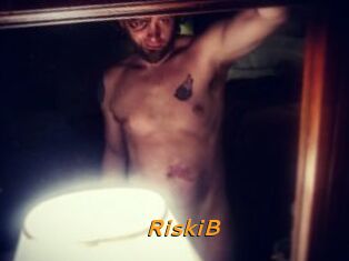 RiskiB