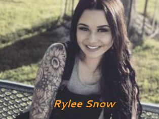 Rylee_Snow