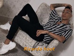Ricardo_hoot