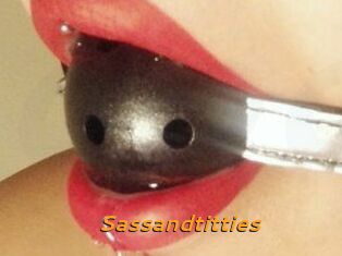 Sassandtitties