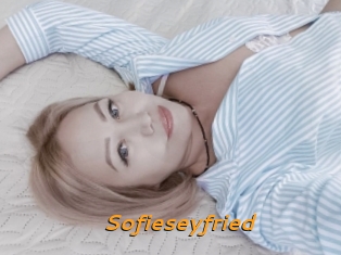 sofieseyfried Cuckold Directory