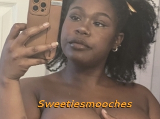 Sweetiesmooches