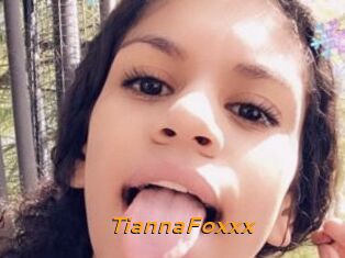 TiannaFoxxx