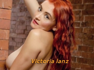Victoria_lanz