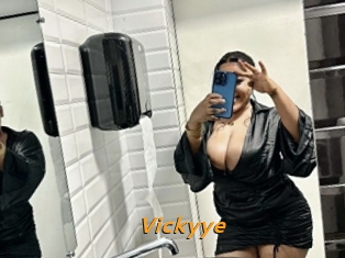 Vickyye